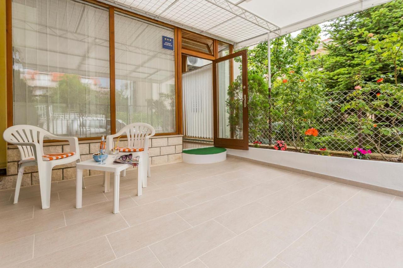 Comfortable Modern Studio With Shaded Patio 스플리트 외부 사진